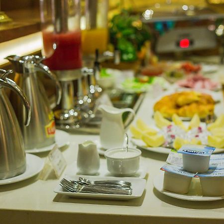 האנוי Emerald Boutique Hotel מראה חיצוני תמונה